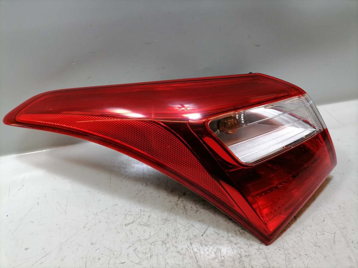 Hyundai I30 original R&uuml;cklicht R&uuml;ckleuchte Schlussleuchte links Flie&szlig;heck Bj.2014